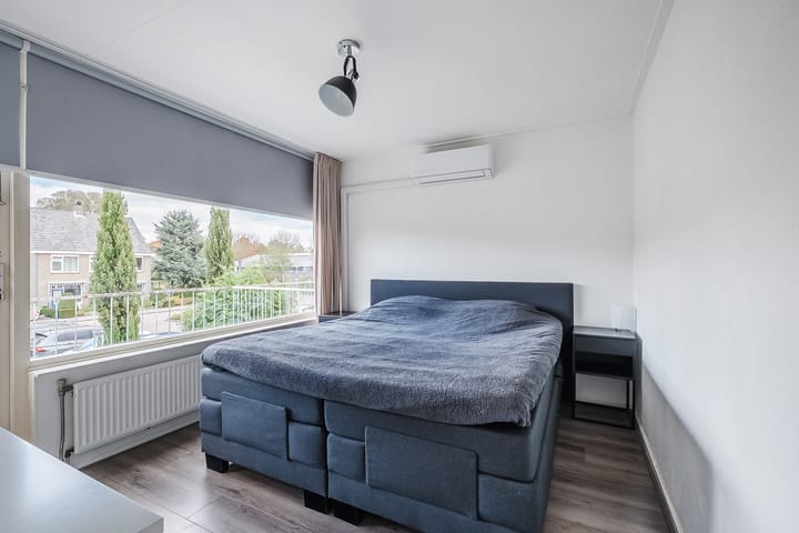 Foto 9 van Vossiusstraat 10