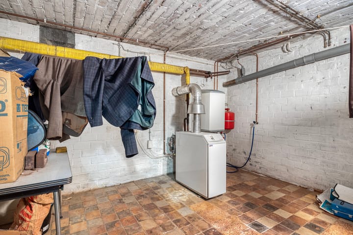 Photo 27 of Honthem 11