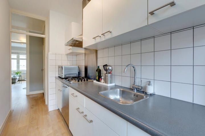 Photo 6 of Van Woustraat 197-1