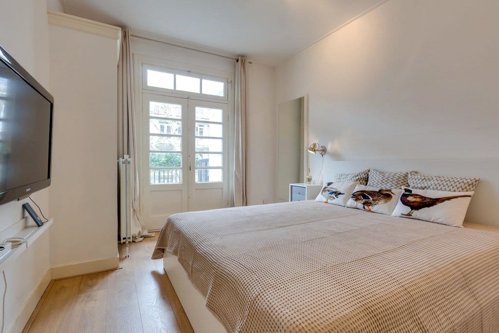 Photo 9 of Van Woustraat 197-1