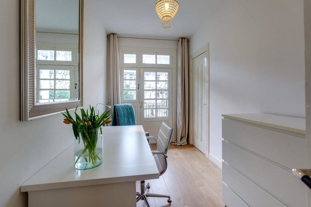 Photo 10 of Van Woustraat 197-1