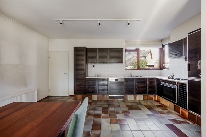 Photo 10 of Alpenroos 6