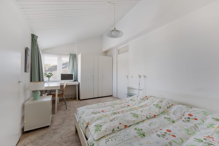 Photo 16 of Alpenroos 6