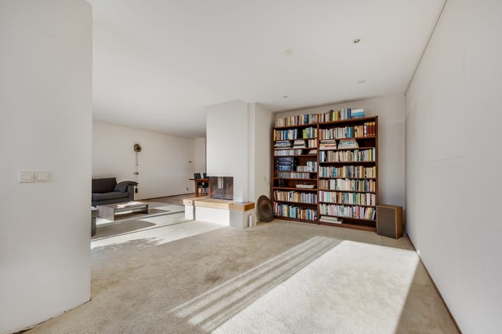 Photo 8 of Alpenroos 6