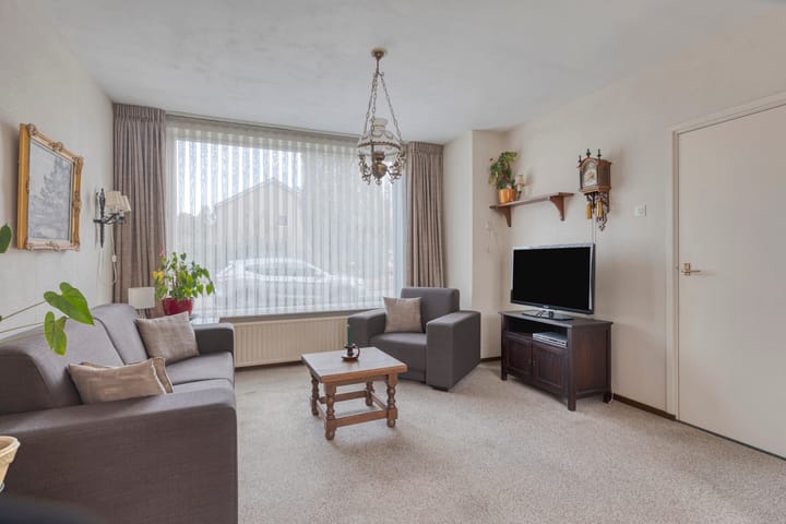 Photo 3 of Wethouder Smoldersstraat 10