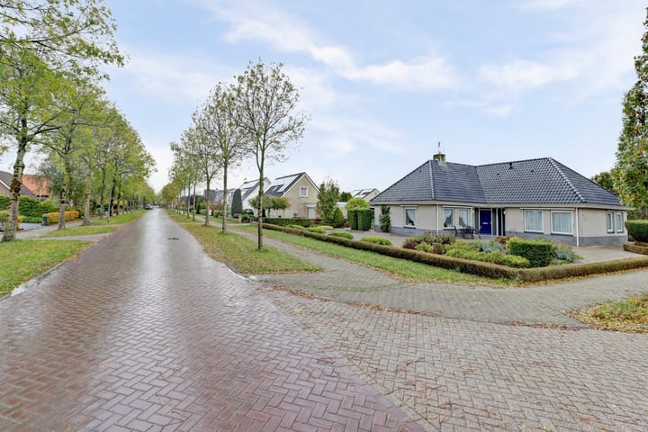 Photo 2 of d'Heule 1