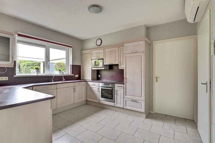 Photo 13 of d'Heule 1