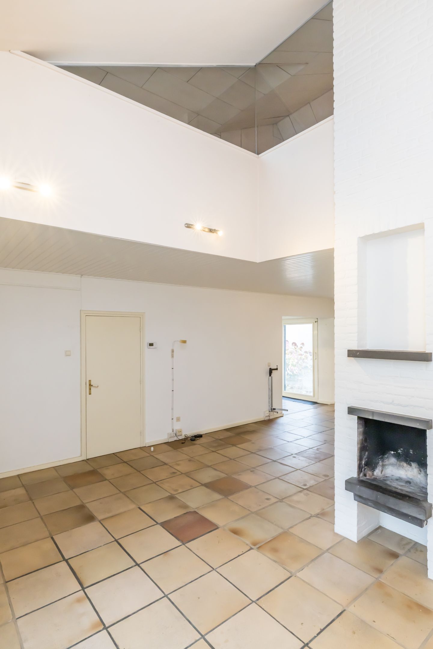 Photo 6 of Christinastraat 3