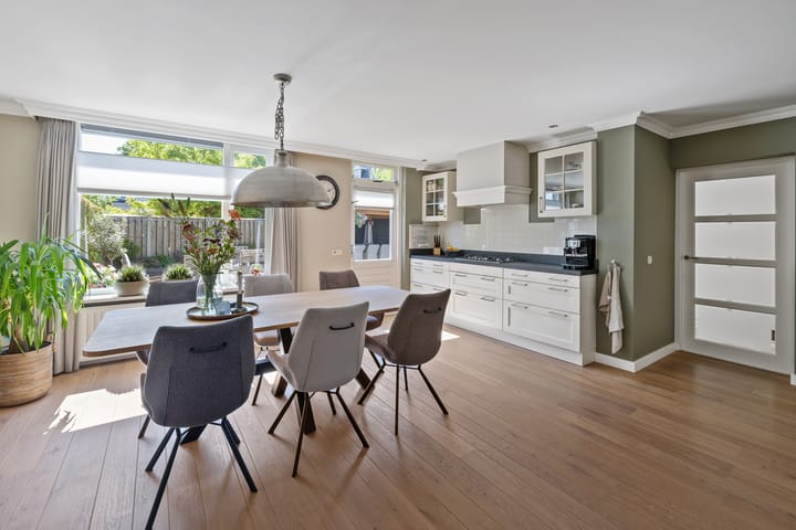 Foto 2 van de Essenbree 70