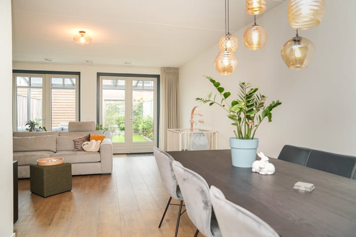 Foto 2 van Flettine 5