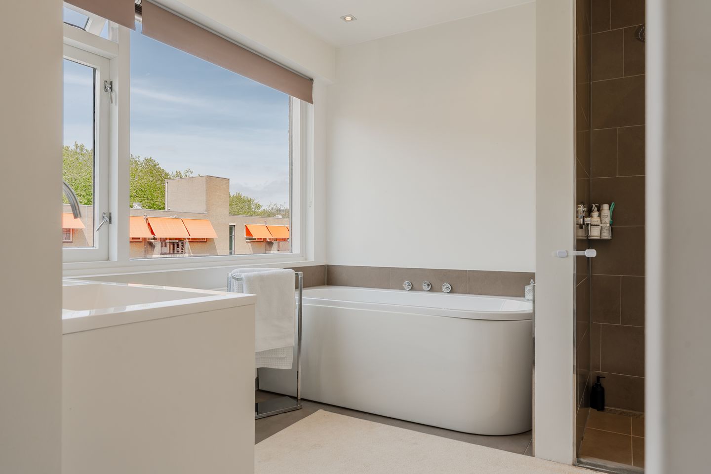 Foto 35 van Onstein 47