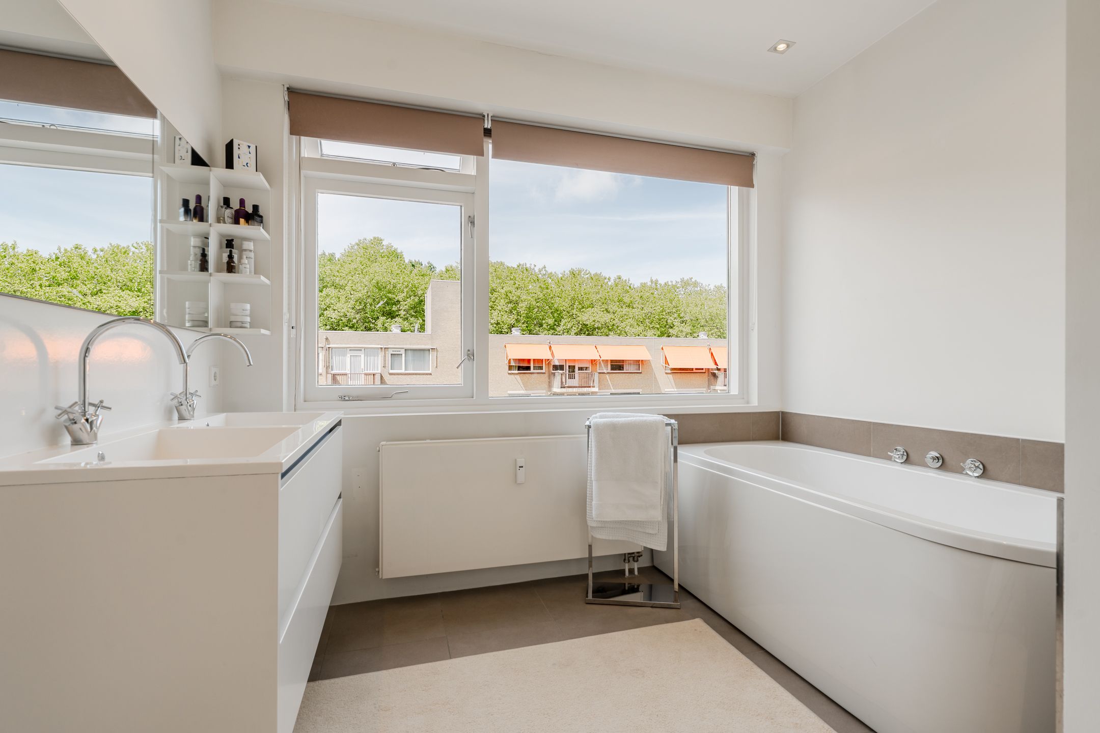 Foto 36 van Onstein 47