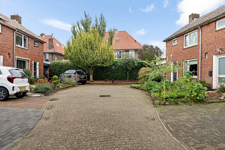 Foto 4 van Rengelinkstraat 11