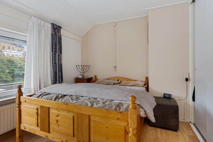 Foto 23 van Rengelinkstraat 11