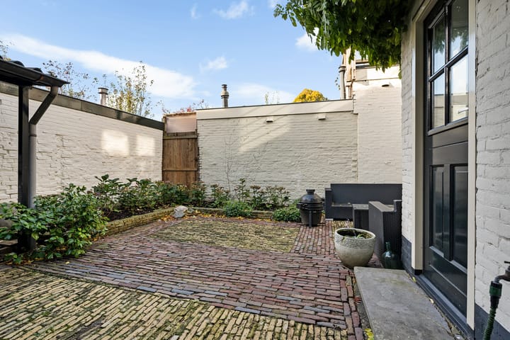 Foto 25 van Raadhuisstraat 11