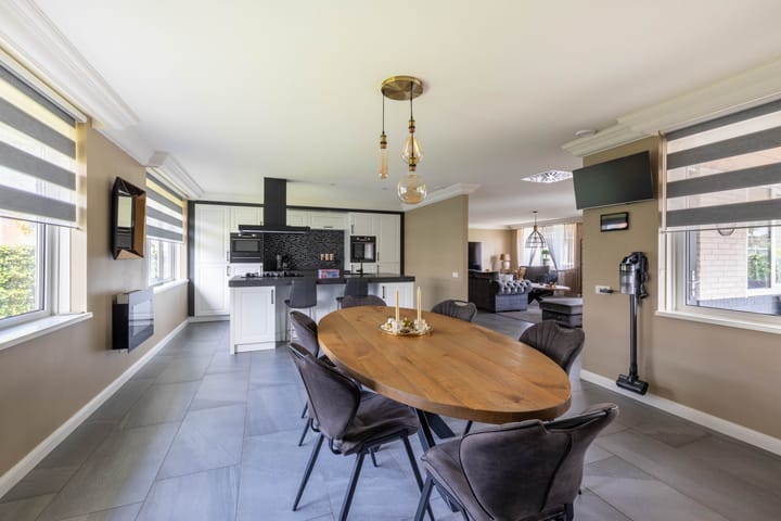 Photo 2 of Andreas Schelfhoutstraat 19