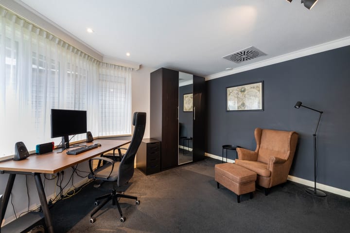 Photo 17 of Andreas Schelfhoutstraat 19