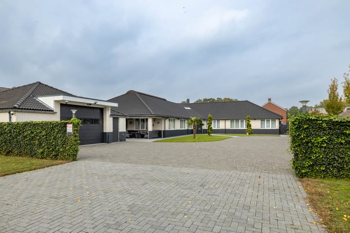 Photo 34 of Andreas Schelfhoutstraat 19