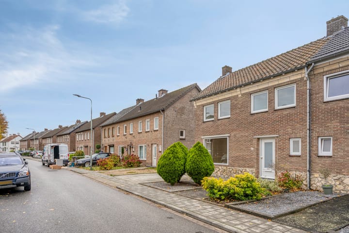 Photo 4 of Langen Akker 70