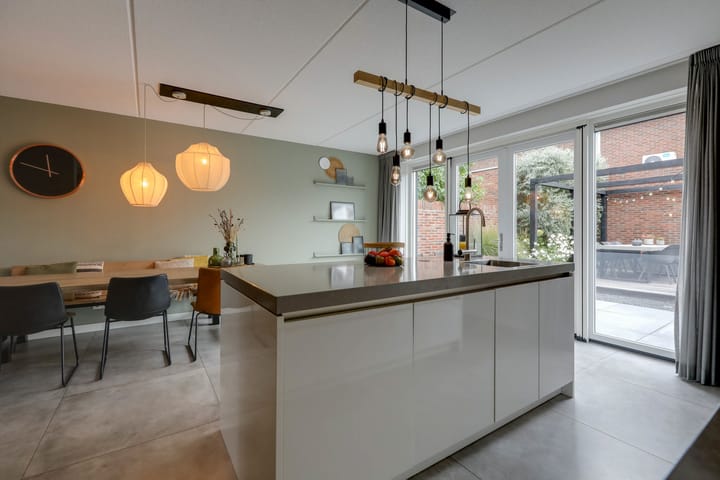 Foto 19 van Nachtegaalstraat 4