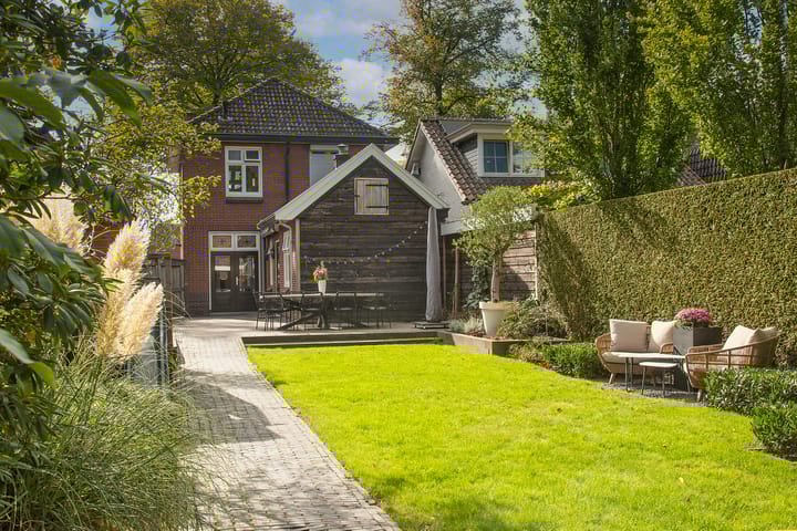 Photo 42 of Prins Bernhardlaan 76