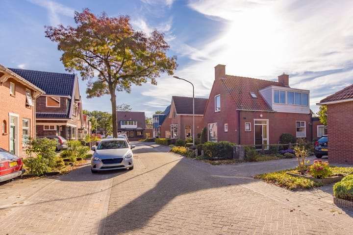 Photo 7 of Koningdwarsstraat 25