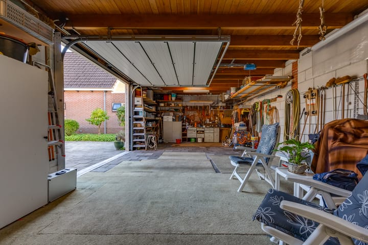 Photo 39 of Koningdwarsstraat 25