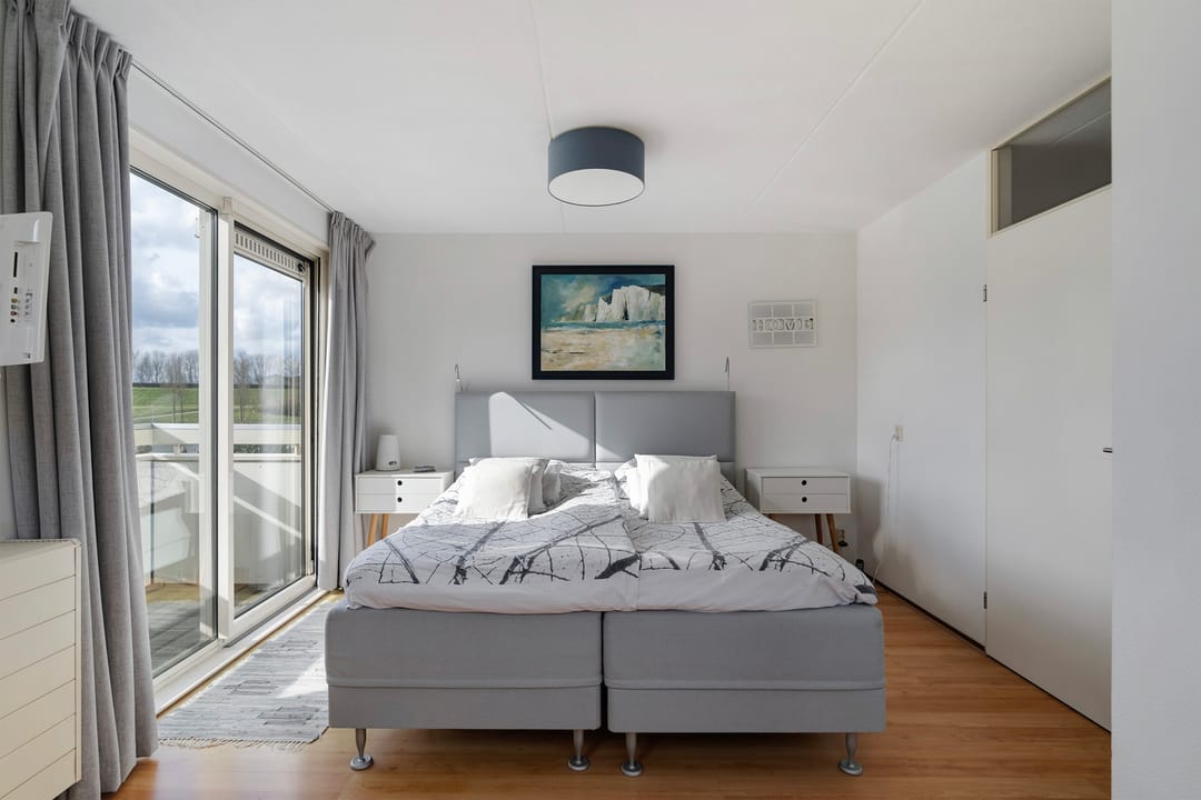 Foto 11 van Brucknerstraat 79