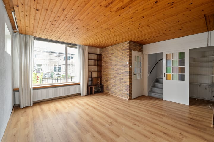 Photo 3 of Jan van Scorelstraat 23