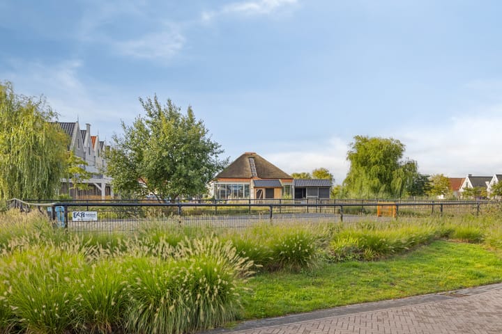 Foto 47 van Zeedijk 2-357