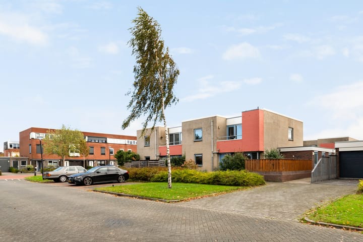 Photo 5 of Galjoen 89