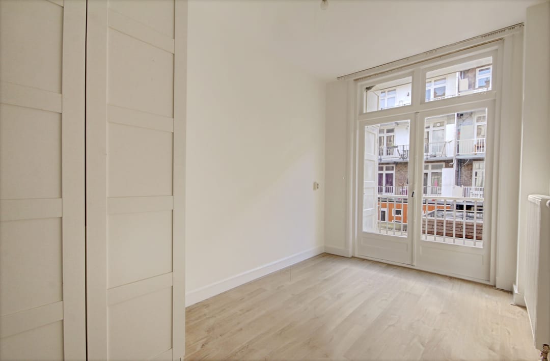 Photo 11 of Tweede Schinkelstraat 47-1