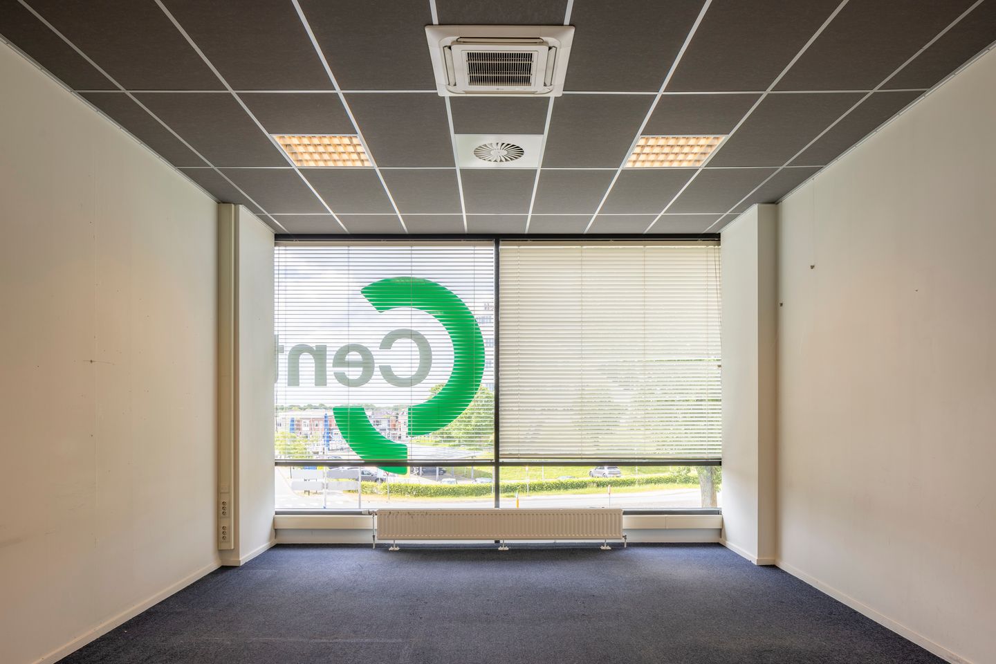 Bekijk foto 5 van Duurswoldlaan 2