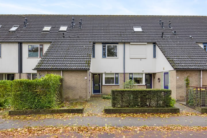 Foto 1 van Suze Robertsonstraat 27