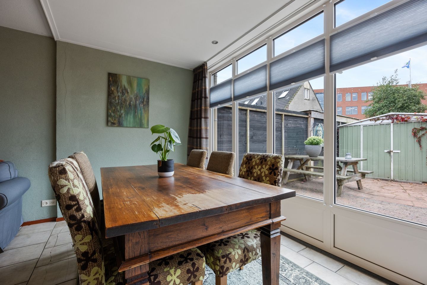 Photo 10 of Suze Robertsonstraat 27