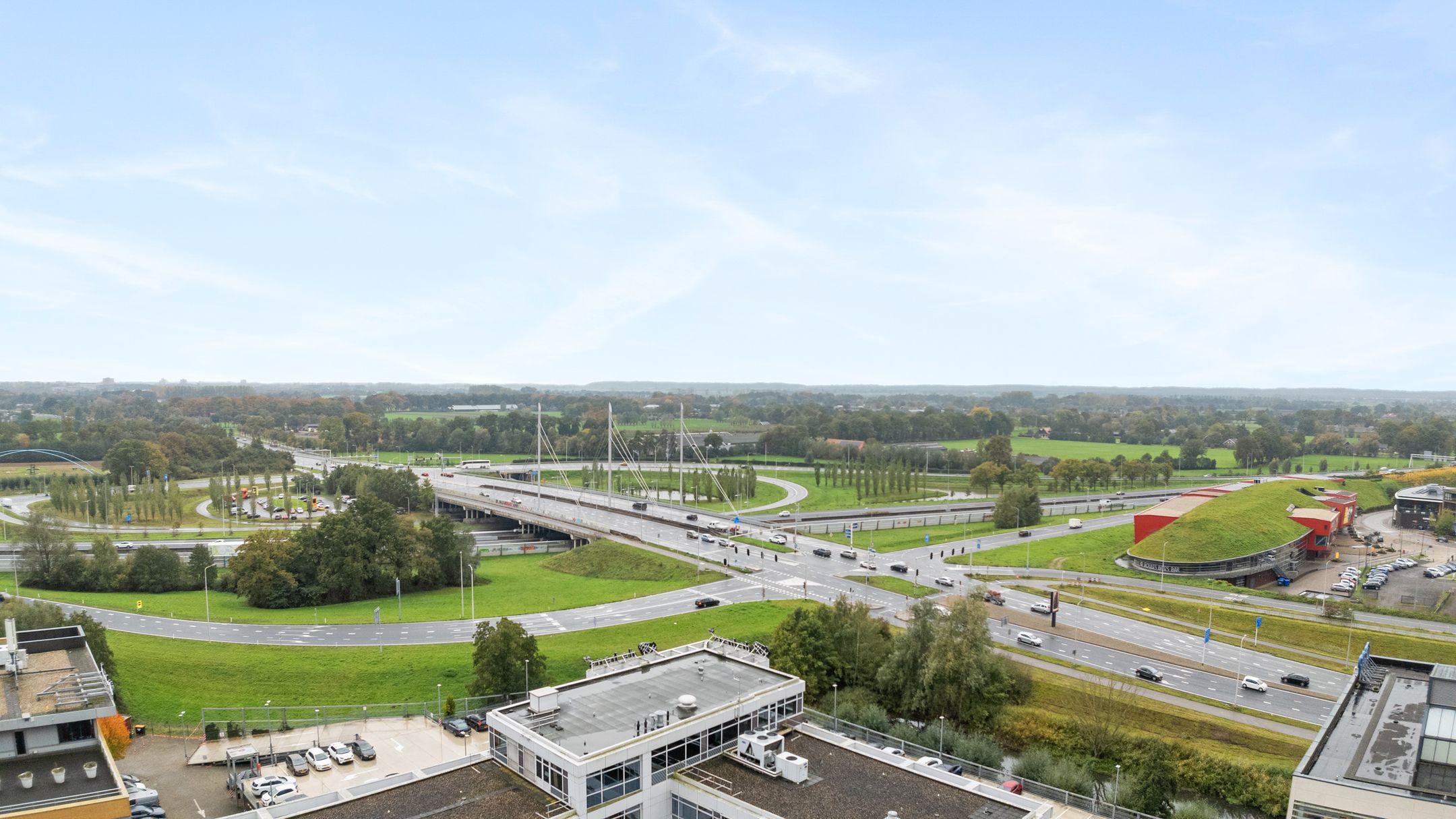 Photo 33 of Suze Robertsonstraat 27