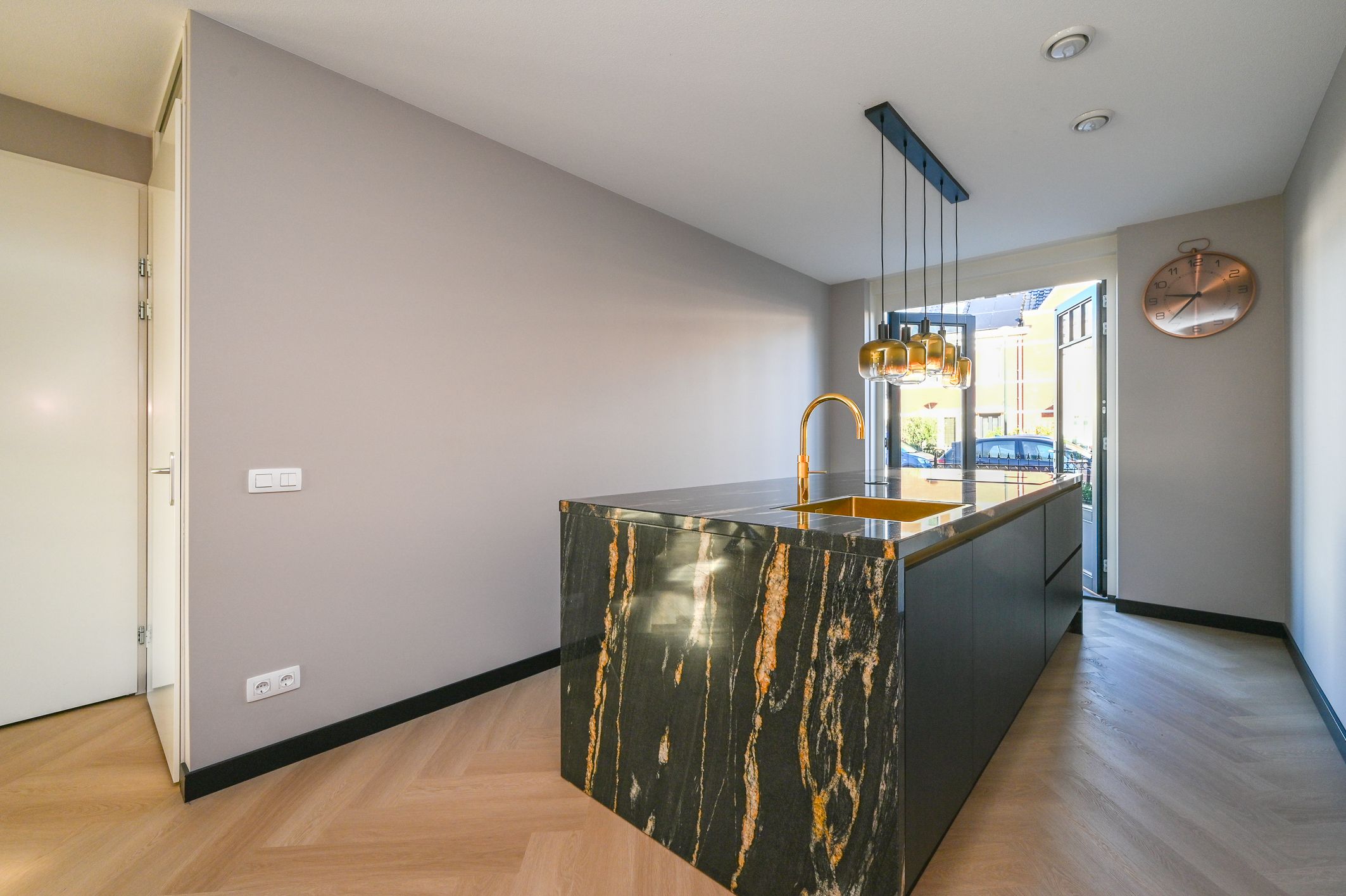 Foto 9 van Westmadeweg 112