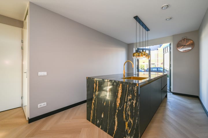 Foto 9 van Westmadeweg 112