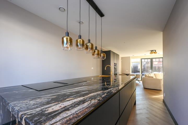 Foto 11 van Westmadeweg 112