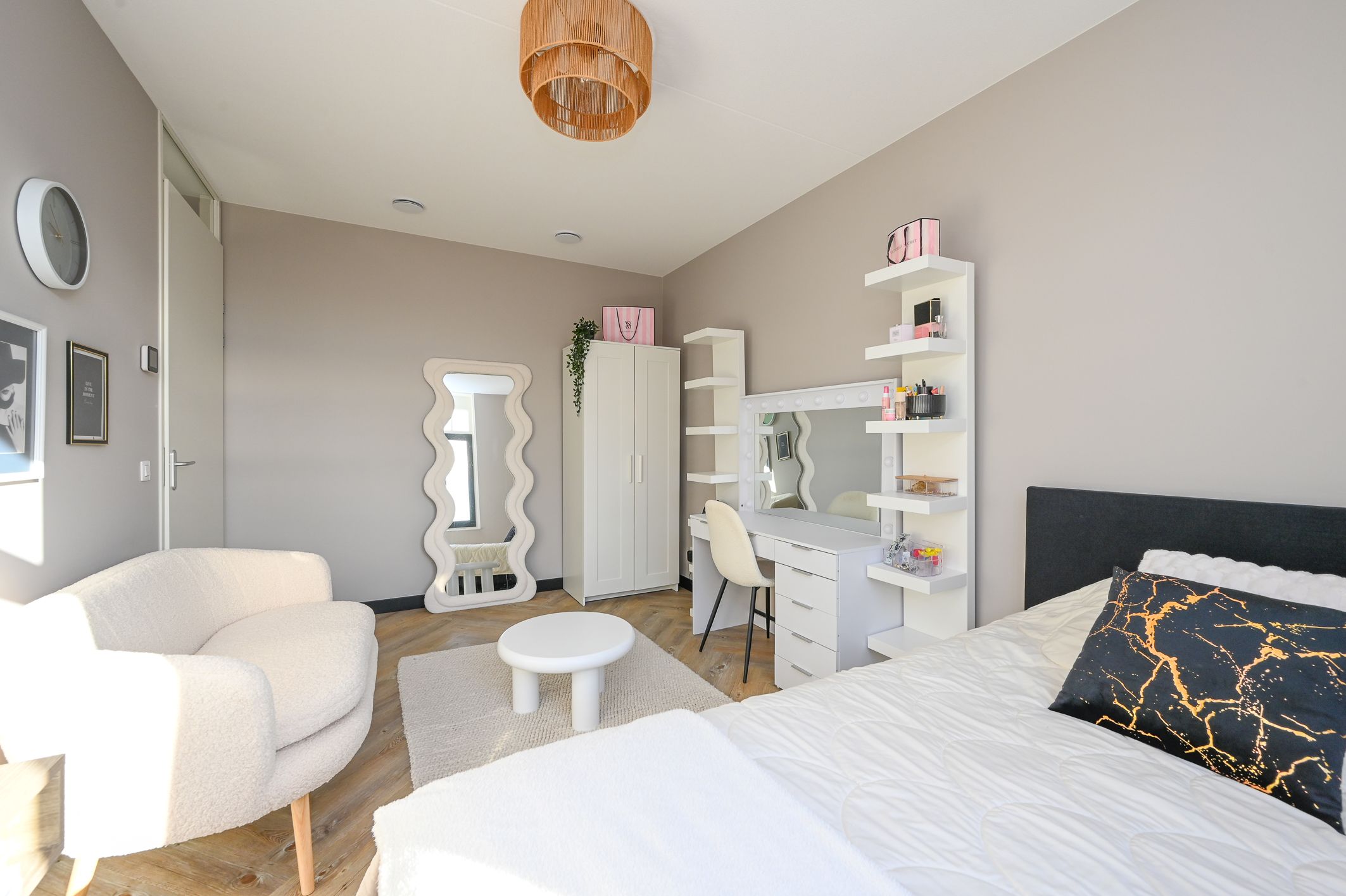 Foto 27 van Westmadeweg 112