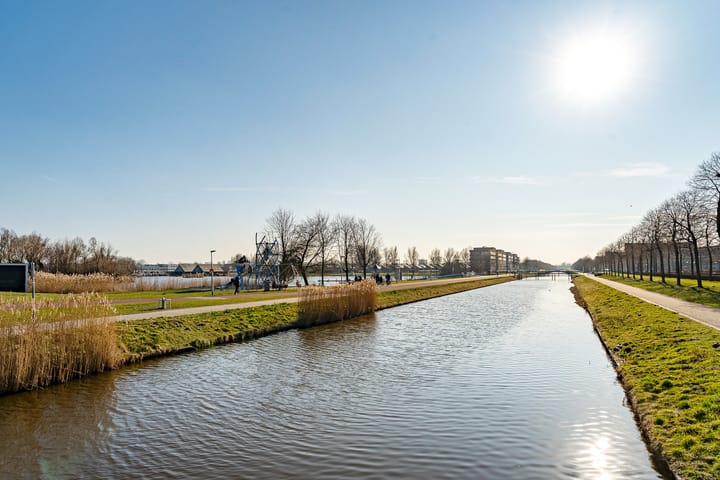 Photo 3 of Zwaluwsingel 158