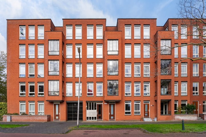 Photo 4 of Zwaluwsingel 158