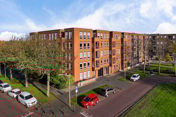 Photo 5 of Zwaluwsingel 158