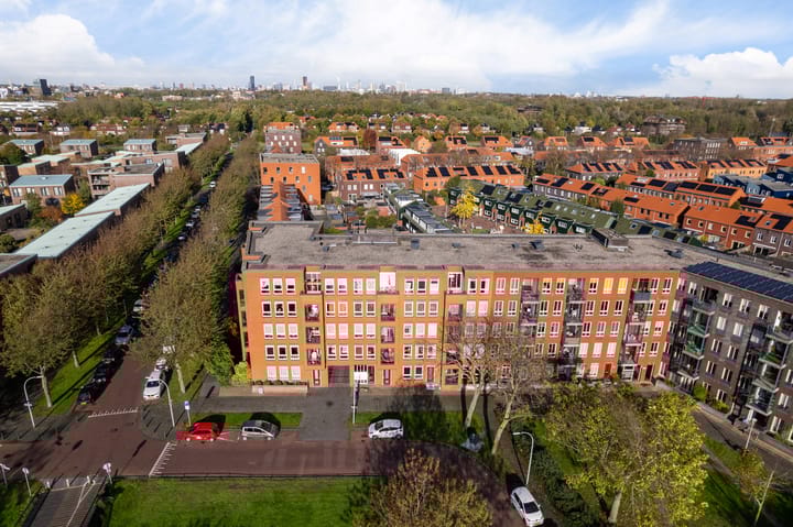 Photo 6 of Zwaluwsingel 158