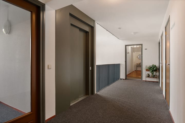 Photo 12 of Zwaluwsingel 158