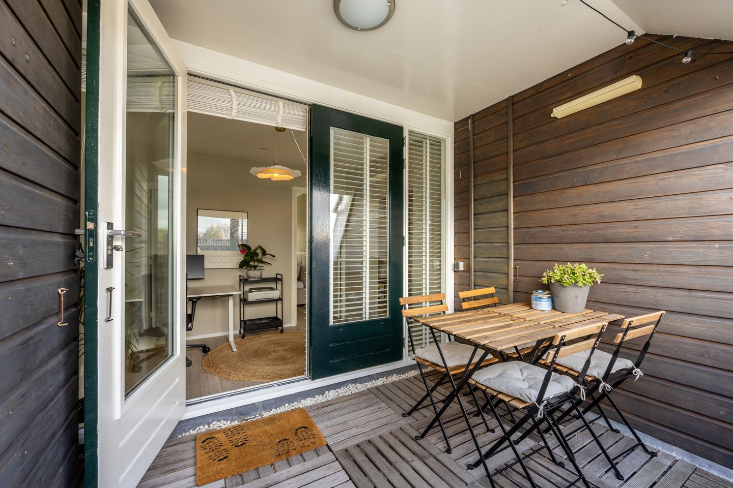 Photo 19 of Waldeck Pyrmontstraat 4-RD