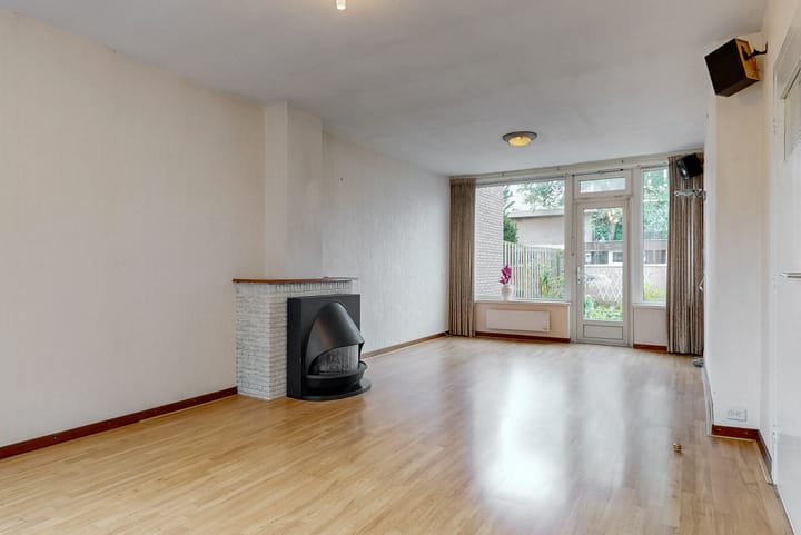 Photo 6 of Jeanne d'Arclaan 43