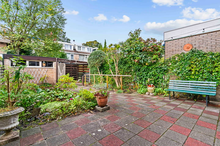 Photo 22 of Jeanne d'Arclaan 43