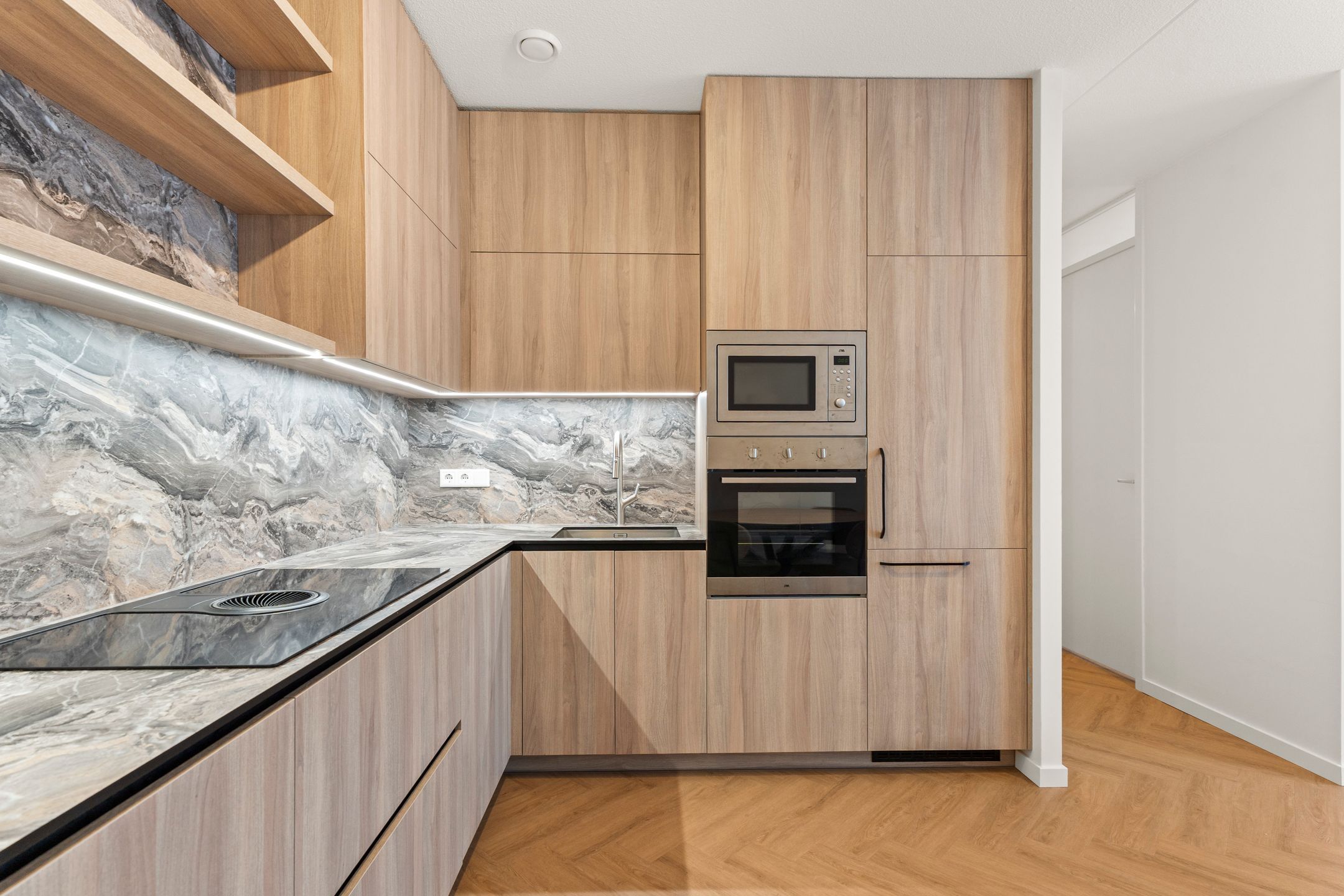 Foto 6 van Beneluxlaan 919