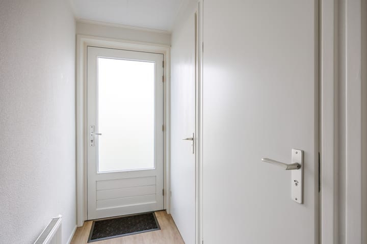 Photo 9 of Bargereed 31